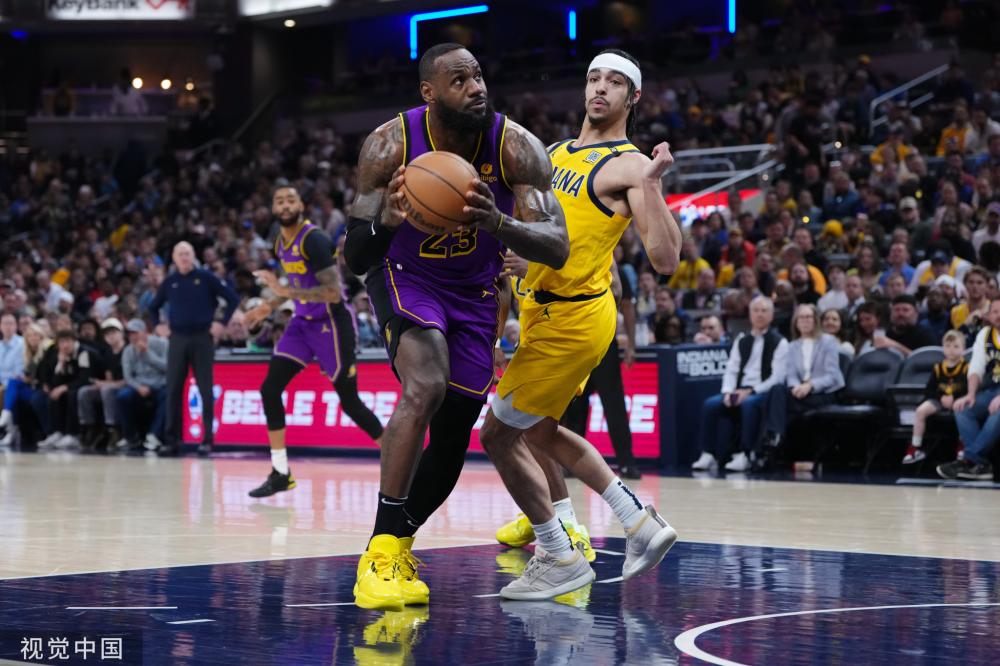 当地球迷对 当地球迷对